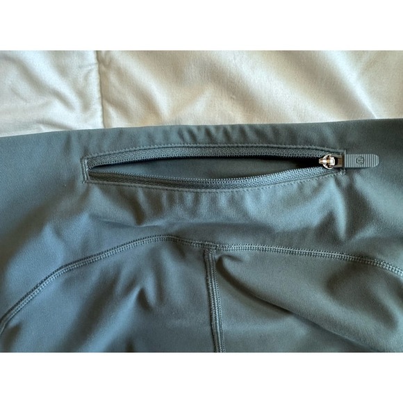 Lululemon Speed Up Tight Leggings Size 6 Full On Luxtreme Solid Sea Steel EUC - Picture 9 of 12